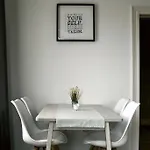 - Moderne In Am Lutherplatz *