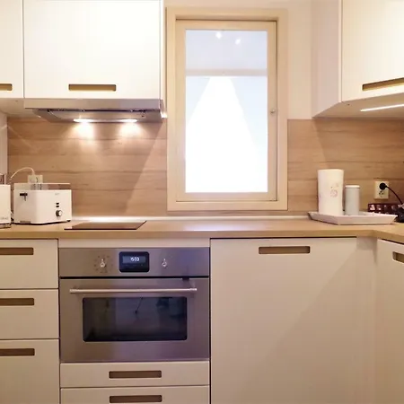 - Moderne In Am Lutherplatz Апартаменты