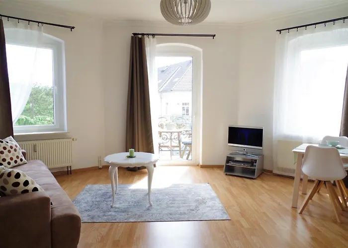 - Moderne In Am Lutherplatz Apartment *