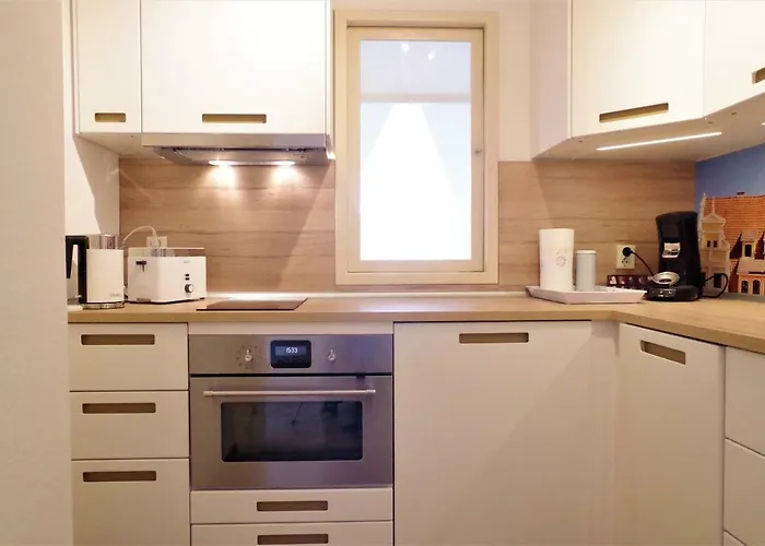 - Moderne In Am Lutherplatz Apartment